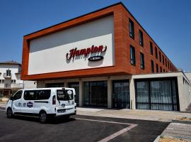 Hampton By Hilton Toulouse Airport，位于布拉尼亚克Airbusiness Academy附近的酒店