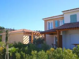 House with AC, between inland and sea