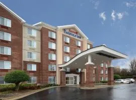 格林斯博罗机场费尔菲尔德客栈