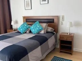 Agradable departamento, frente a la Quinta Vergara