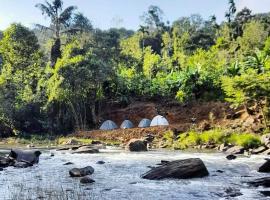 Nature river camp，位于马迪凯里的露营地