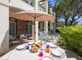 Sera - Luxury 3 bedroom apartment with pool, golf,beach，位于Ludo的酒店