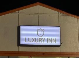 Luxury Inn，位于蒙哥马利的酒店