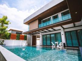 Minho Villa Luxury Pattaya，位于农布的豪华酒店