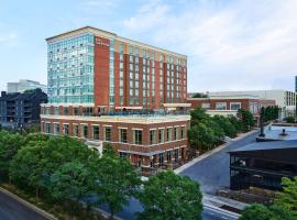 Hilton Garden Inn Nashville Downtown Convention Center，位于纳什维尔的酒店