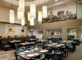 洛杉矶市中心希尔顿逸林酒店