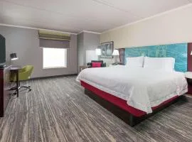 南普莱恩菲尔德-皮斯卡塔韦汉普顿酒店