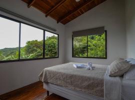 Casa Curré Monteverde，位于蒙泰韦尔德哥斯达黎加的别墅