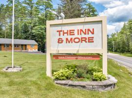 The Inn & More，位于巴特利特的酒店