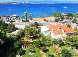 Deniz ve Doğa iç içe Tatil Sefa Çamlık