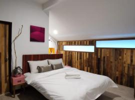 7 Wooden Lodge Ipoh City，位于怡保的宾馆