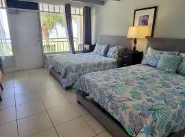 Little Harbor Resort #202 Tampa Bay FL Beach, Hot Tub, Pools