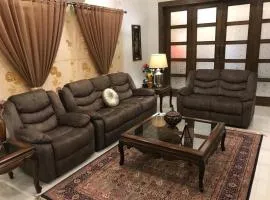 MJS Entire New Designer House, 5 BR, 13 bed, 2 living, reclining sofas, Italian kitchen, 6 bath, garage, side garden at prime location of Bahria Town, Islamabad