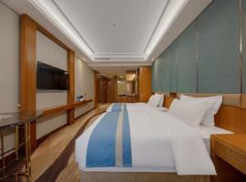 格林东方杭州临平银泰百货酒店，位于余杭的酒店