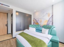 格林豪泰桐城市新渡镇新安北路智选酒店，位于桐城的酒店