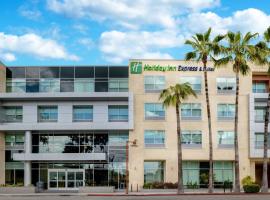 Holiday Inn Express & Suites - Glendale Downtown，位于格伦代尔的酒店