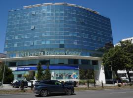 Millennium Hub & Hotel，位于康斯坦察的低价酒店