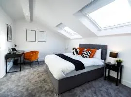 Hosta Group - Prestige 1 Bed Apartment - The Orange