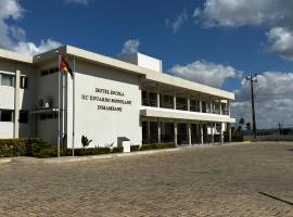 Inhambane Hotel Escola，位于伊尼扬巴内伊尼扬巴内市场附近的酒店