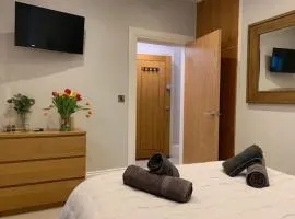 Apartment 16, The Moorings - Ground Floor Apartment Moments from beach