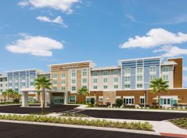 Hilton Garden Inn Apopka City Center, Fl，位于奥兰多Rebounderz Orlando - Indoor Trampoline and Adventure Park附近的酒店