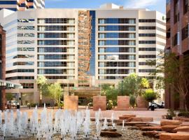 Embassy Suites by Hilton Phoenix Downtown North，位于凤凰城的酒店