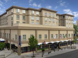 Hilton Garden Inn Yakima Downtown，位于亚基马的酒店