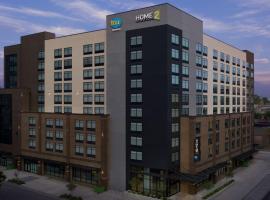 Home2 Suites By Hilton Nashville Downtown Convention Center，位于纳什维尔冒险科学中心附近的酒店