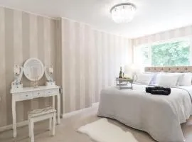 Gorgeous 3 bed House In Milton Keynes