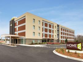 Home2 Suites By Hilton Statesboro，位于斯泰茨伯勒博罗水上娱乐中心附近的酒店