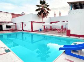 Hotel Los Balcones，位于托凯马的酒店