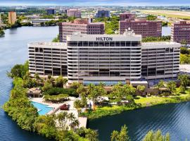 迈阿密机场蓝色泻湖希尔顿酒店，位于迈阿密的酒店