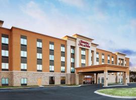 Hampton Inn & Suites Chicago/Waukegan，位于沃基根的酒店