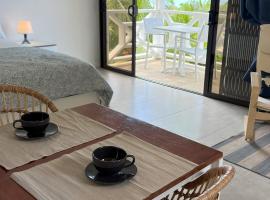 Naturalis - Oceanview Residences，位于马埃岛Seychelles National Botanical Gardens附近的酒店