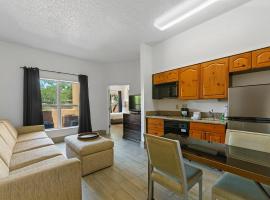 Scottsdale upgraded 1 bd 1 ba 2 Queen Beds，位于斯科茨的酒店