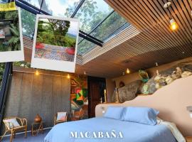 Eco Lodge Macabaña Rupestre，位于拉米萨的胶囊旅馆