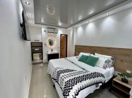 HOTEL TORRE DELUXE ¨SANTORINI¨，位于多拉代尔的酒店