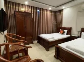Phúc Quý Hotel - 149B Lê Duẩn - by Bay Luxury