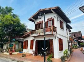 Villa Phonethip Mekong Riverside