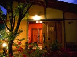 日光阿卡瑞诺幽阿多别墅酒店