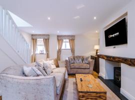 Beautiful 1-bed cottage in Beeston by 53 Degrees Property, ideal for Couples & Friends, Great Location - Sleeps 2，位于比斯顿的酒店