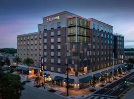 Hilton Garden Inn Orlando Downtown，位于奥兰多伊奥拉湖公园附近的酒店