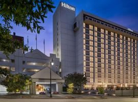 Hilton Birmingham Downtown at UAB，位于伯明翰阿拉巴马大学伯明翰分校附近的酒店