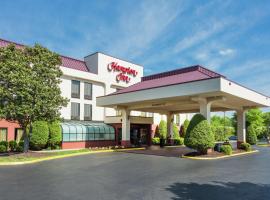 Hampton Inn Hopewell Fort Gregg-Adams，位于霍普韦尔的酒店