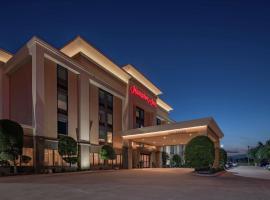 Hampton Inn Waco North，位于韦科的酒店