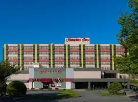 波士顿纳提克希尔顿恒庭酒店