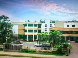 Ramada Katunayake，位于卡图纳耶克的酒店