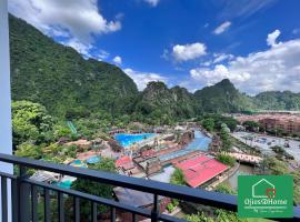 Ojies Home Sunway Onsen Suites 2BR Theme Park View，位于淡文的Spa酒店