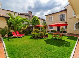 拉卡图加酒店，位于基多的酒店