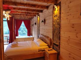 Göl manzaralı suit İhvan suit otel，位于贾马里海姆森的酒店